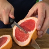 Kako pravilno rezati grejpfrut